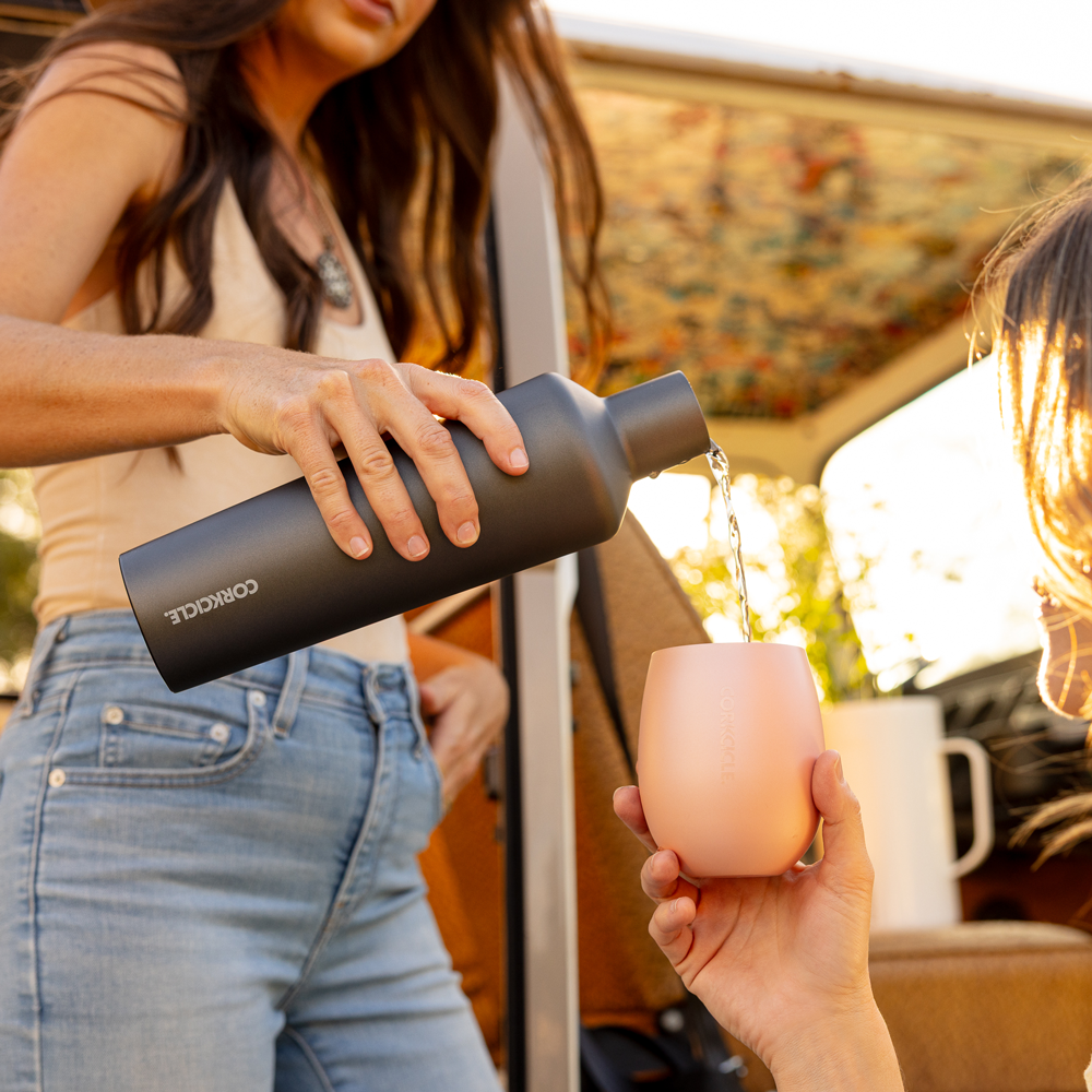 vinnebago-e5 e9a21e7fb71f--Vinnebago-lifestyle.png